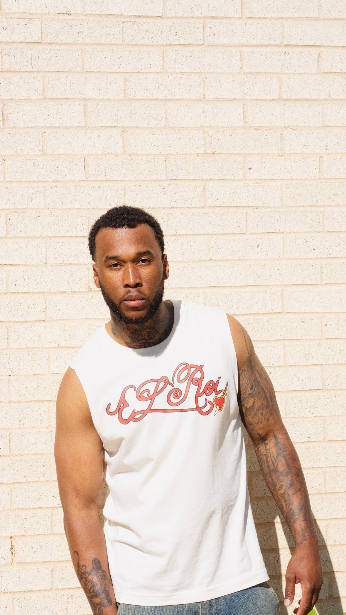 El ROI Sleeveless Cropped Shirt